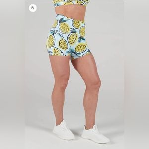 Feed Me Fight Me Women's Lemon Squeeze Shorts, Size M
